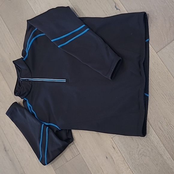 Obermeyer Sweater Men's Large Black 1/2 Zip Lightweight Spring Skiing Sweater - Picture 7 of 9